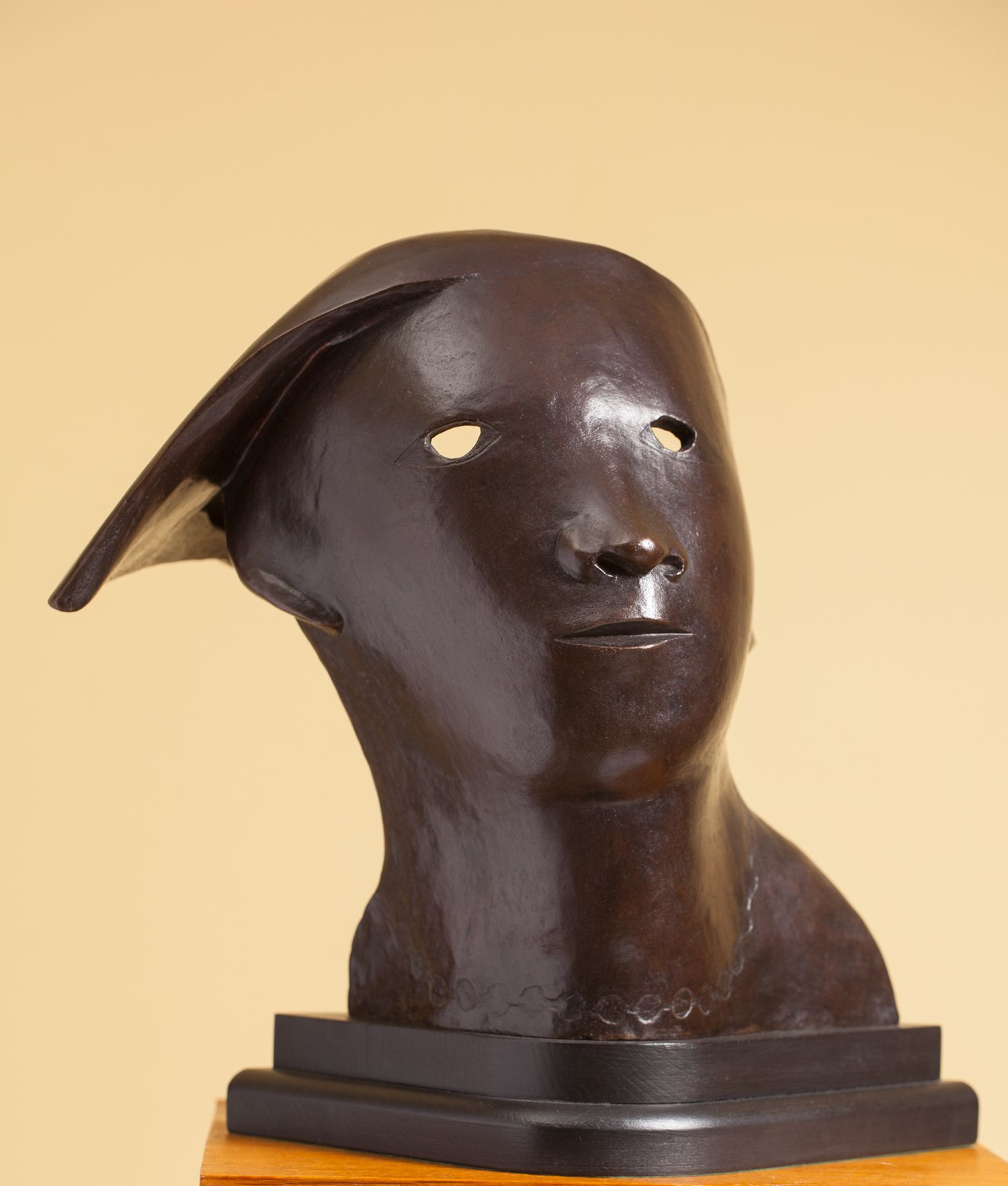 otto-gutfreund_maska-s-nahrdelnikem
